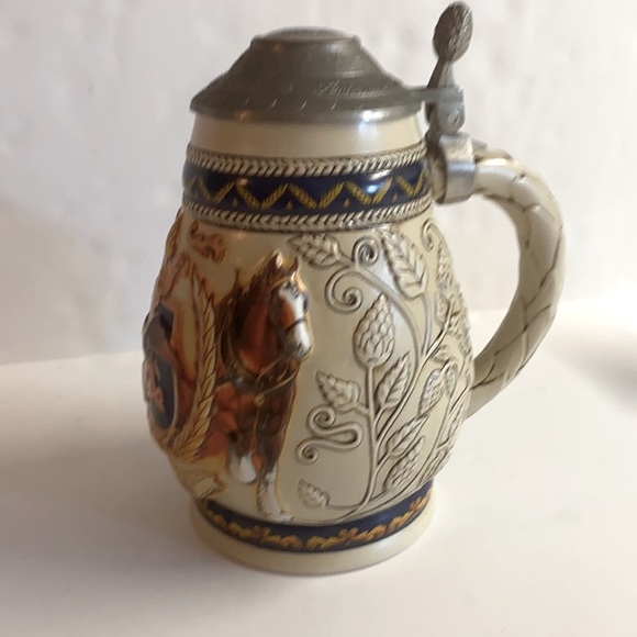Vintage 1997 Anheuser -Busch Stein in Great condition - Picture 7 of 13